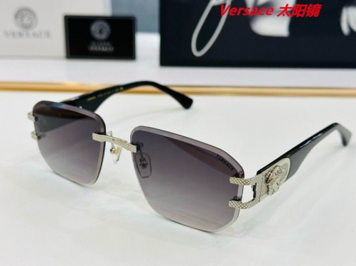 V.e.r.s.a.c.e. Sunglasses AAAA 10024