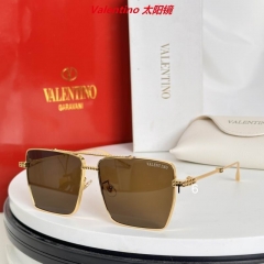 V.a.l.e.n.t.i.n.o. Sunglasses AAAA 10093