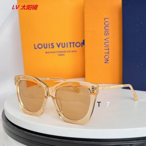 L...V... Sunglasses AAAA 10421