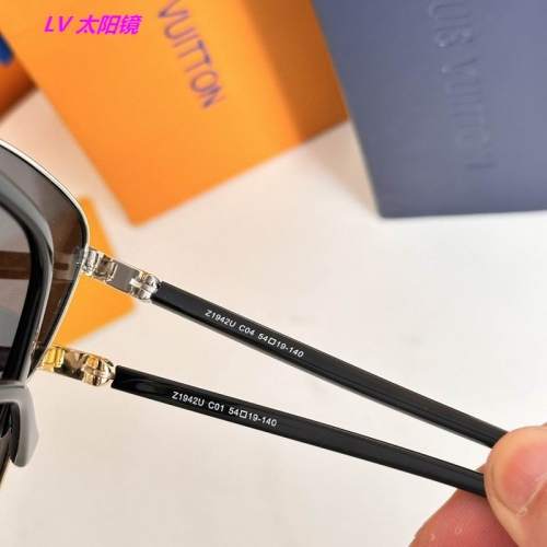 L...V... Sunglasses AAAA 21156