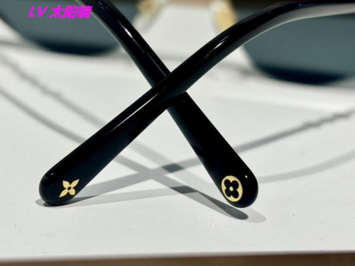 L...V... Sunglasses AAAA 21033