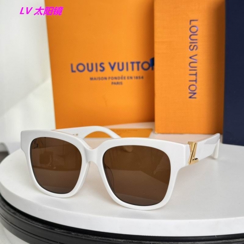 L...V... Sunglasses AAAA 21221