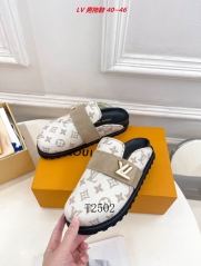 L...V... Slippers Men 1046