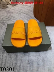 B.u.r.b.e.r.r.y. Slippers Men 1076