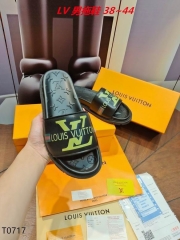 L...V... Slippers Men 1142