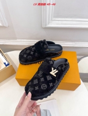 L...V... Slippers Men 1040