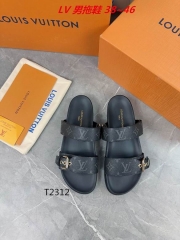 L...V... Slippers Men 1471