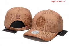 V.e.r.s.a.c.e. Hats AA 1096 Men