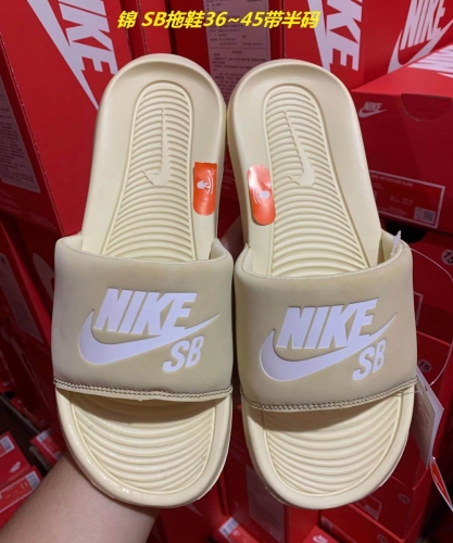 Nike Slides 224 Men/Women