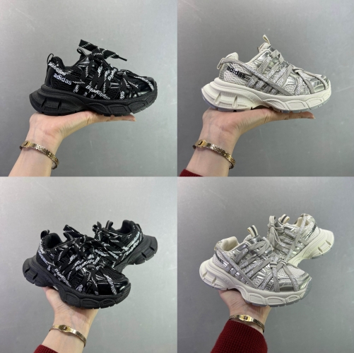 B.a.l.e.n.c.i.a.g.a. Kids Shoes 6018 Child