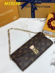 AAA--L...V... Wallets 5023