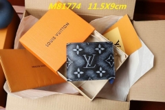 AAA--L...V... Wallets 1084