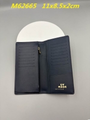 AAA--L...V... Wallets 4959