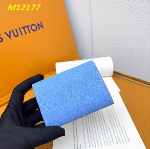 AAA--L...V... Wallets 4787
