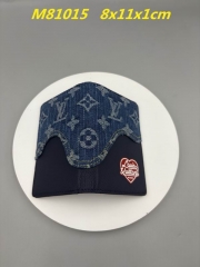 AAA--L...V... Wallets 4992