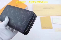 AAA--L...V... Wallets 1015