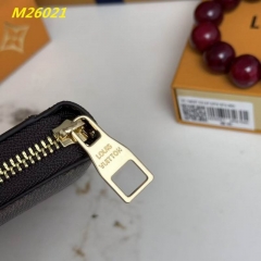 AAA--L...V... Wallets 4979