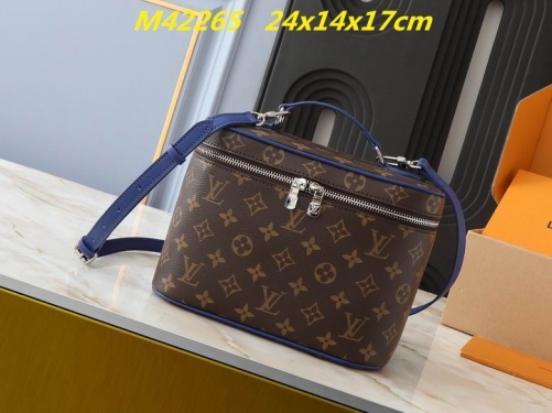 AAA--L...V... Makeup bag 1036