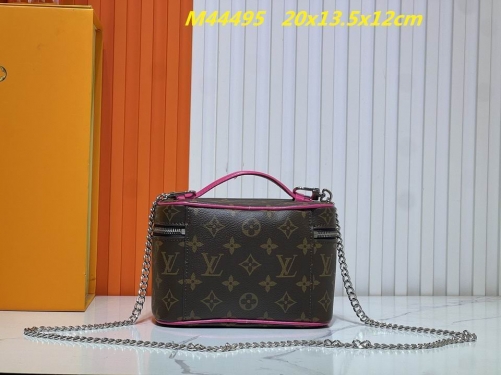 AAA--L...V... Makeup bag 1058