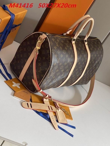 AAA--L...V... Travel bags 1752
