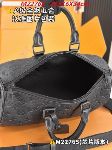 AAA--L...V... Travel bags 1766