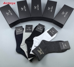 A.r.c.t.e.r.y.x. Socks 1118 Men/Women