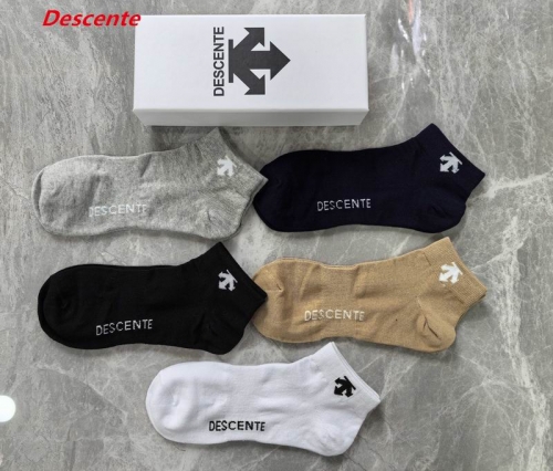 D.e.s.c.e.n.t.e. Socks 1028 Men/Women