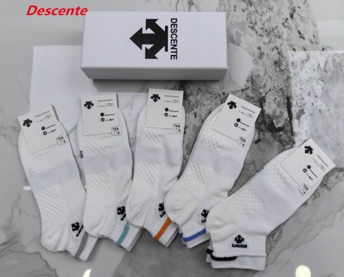 D.e.s.c.e.n.t.e. Socks 1018 Men/Women