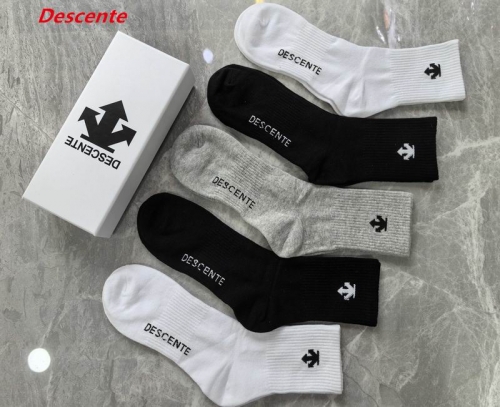 D.e.s.c.e.n.t.e. Socks 1012 Men/Women