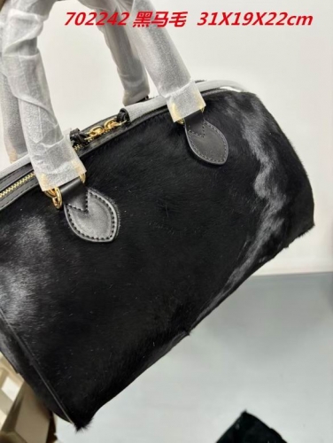 AAA -- G.u.c.c.i. Bags Part E 16715