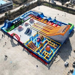 167*133ft inflatable game park