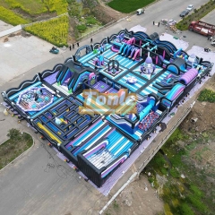 Large and unique space inflatable amusement park