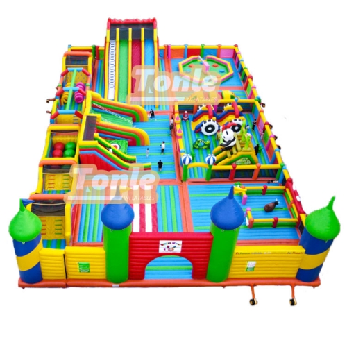 Commercial Inflatable large playground