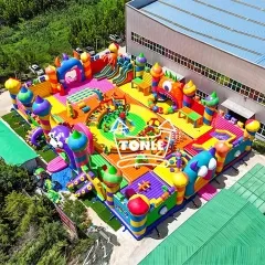 Parque de diversões inflável gigante comercial para uso externo Parque de diversões inflável