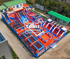 Factory customized high quality commercial inflatable giant theme park