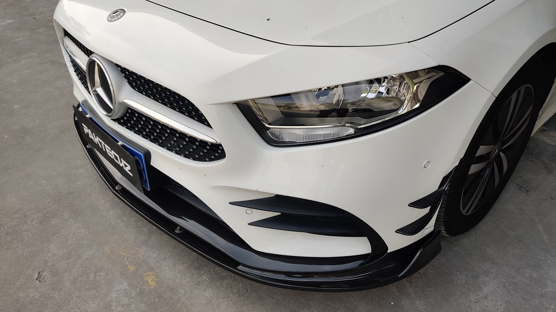 Benz A-Class A250 A260 A35 Paktechz Front Splitter