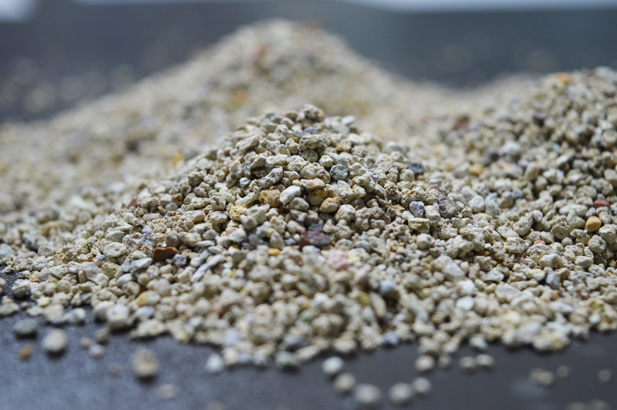 NATURAL LRREGULAR BENTONITE(YELLOW)