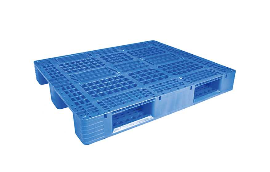 plastic pallet