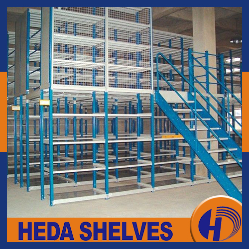 Mezzanine floor pallet racking