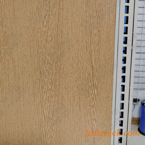 Estantería de pared de góndola Lozier de madera con altura opcional (5