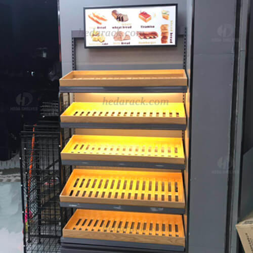 Bakery shelves bread online display