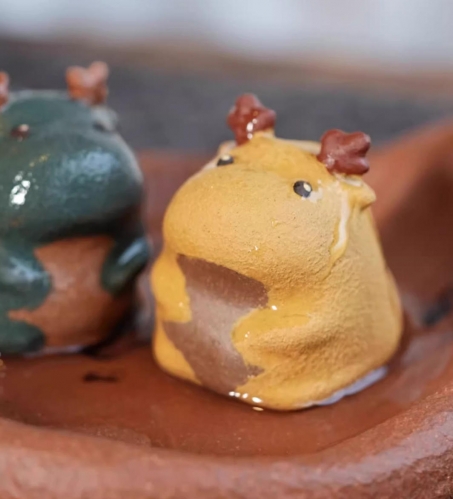 Yixing Zisha (purple clay) raw ore handmade clay tea ornaments