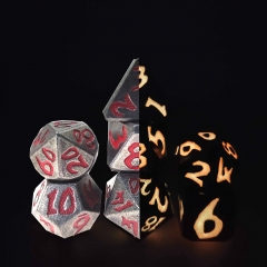 Dragon Scale Font Dice(glow in the dark)