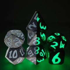 Dragon Scale Font Dice(glow in the dark)