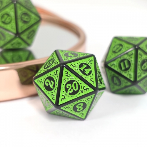 D20  dice