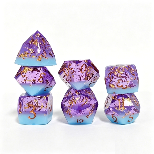 Multifaceted Sharp Edge Dice