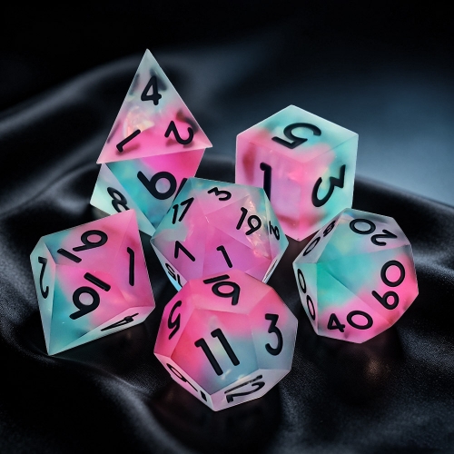Frosted Sharp Edge Dice