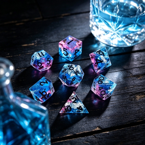 Glacial Sharp Edge Dice