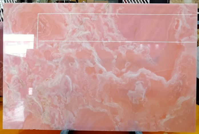 Top quality of Pink Onyx slab