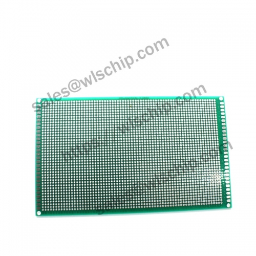 Double-sided spray tin green oil board 9 * 15CM green 2.54mm PCB